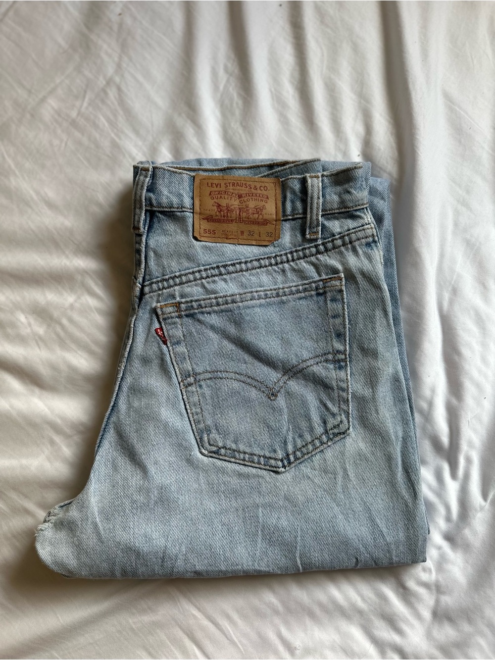 Vtg 90s Levi’s 555 Relaxed‎ Straight Leg Jeans Made in USA Light Wash 32x32